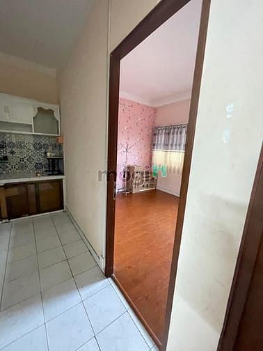 Hình ảnh CHCC Bắc Đinh Bộ Lĩnh-Trả nợ đi gấp căn 1tỷ200 70m2-SHR ban công