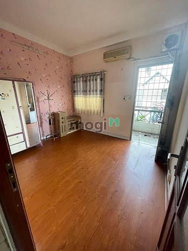 Hình ảnh CHCC Bắc Đinh Bộ Lĩnh-Trả nợ đi gấp căn 1tỷ200 70m2-SHR ban công