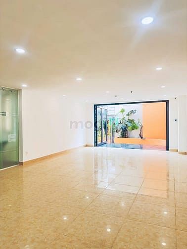 Hình ảnh Cần cho thuê mặt bằng có văn phòng 70m2 hẻm xe hơi Kỳ Đồng, Quận 3