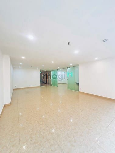 Hình ảnh Cần cho thuê mặt bằng có văn phòng 70m2 hẻm xe hơi Kỳ Đồng, Quận 3