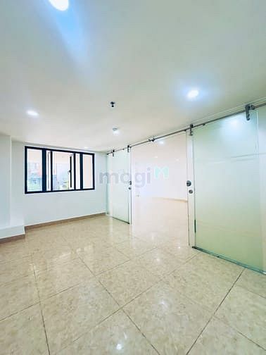 Hình ảnh Cần cho thuê mặt bằng có văn phòng 70m2 hẻm xe hơi Kỳ Đồng, Quận 3