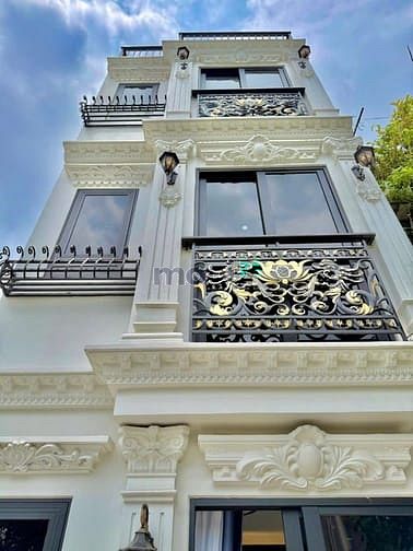 Hình ảnh Mặt tiền kinh doanh Trương Đăng Quế, 5 tầng lung linh, Giá chỉ 7x tỷ