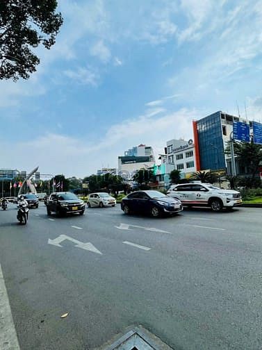 Hình ảnh 56 tỷ - HĐT: 140tr/th! Bán toà nhà Trường Sơn - 5.15x29m - Hầm 8 Tầng