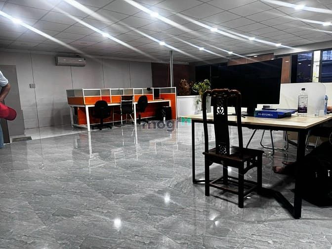 Hình ảnh Cho thuê kho và văn phòng cực đẹp 400m2, Đặng Thùy Trâm, Bình Thạnh