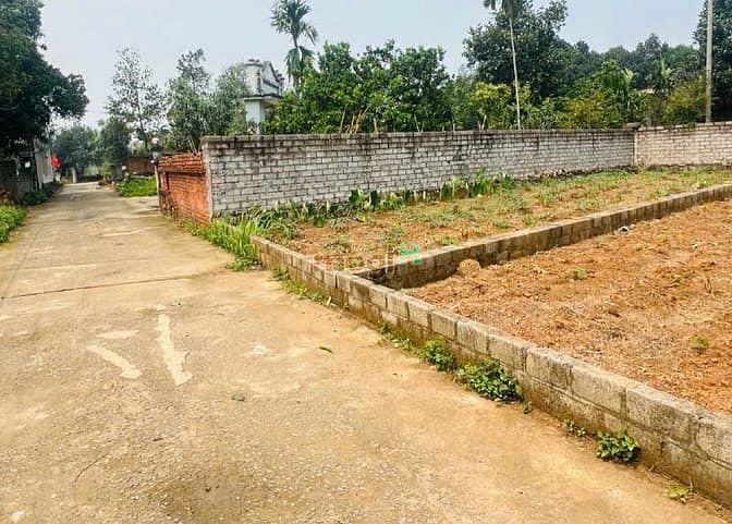 Hình ảnh Băn đất Hoà Lạc, xã Bình yên cũ 90m2 mt:5 đường ô tô