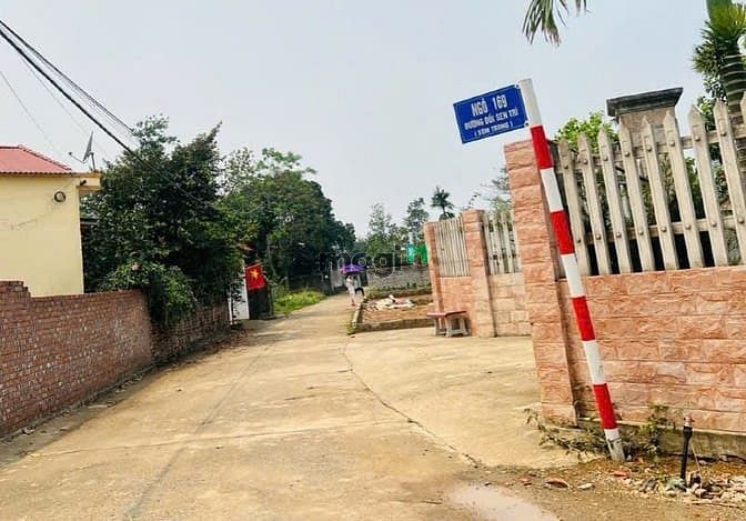 Hình ảnh Băn đất Hoà Lạc, xã Bình yên cũ 90m2 mt:5 đường ô tô