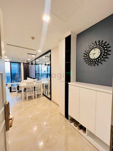 Hình ảnh Vinhomes Golden River| 2 Bedroom | Giá bán 3 tỷ 525 NET 2PN2WC 74m2
