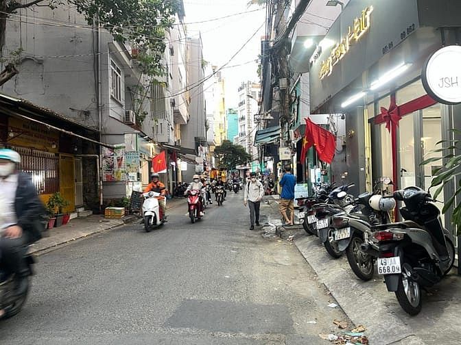 Hình ảnh [Bình Thạnh] – Cầm Bá Thước – 5x9m – Tòa Nhà 5 Tầng Sát Phan Xích Long