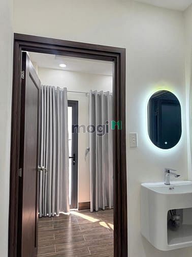 Hình ảnh Siêu Phẩm MỚI-FULL Nội Thất- Mini nhỉnh 4 TỶ- ngay Cách Mạng Tháng 8