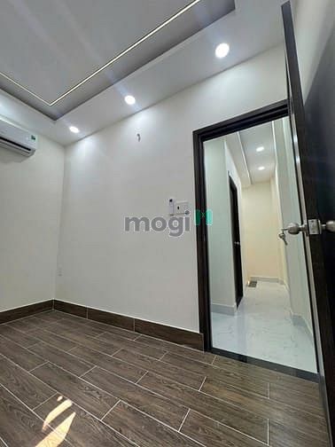 Hình ảnh Siêu Phẩm MỚI-FULL Nội Thất- Mini nhỉnh 4 TỶ- ngay Cách Mạng Tháng 8
