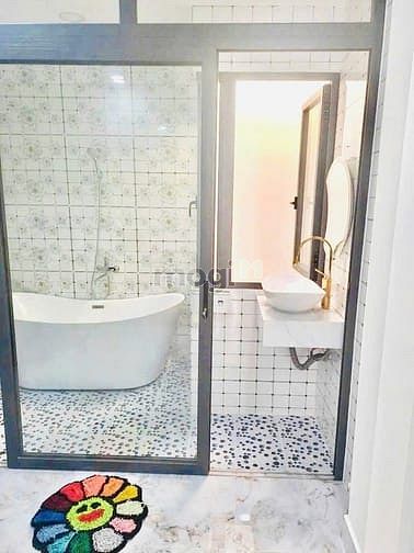 Hình ảnh Gấp định cư 10 tỷ giảm về 9 tỷ - Bán siêu phẩm 4 tầng xe hơi vào nhà