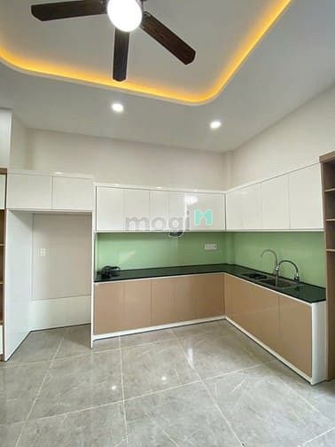 Hình ảnh Nhà 1 Trệt 2 Lầu 1 Tum Ngay Sau Chợ Long Trường, P. Long Trường
