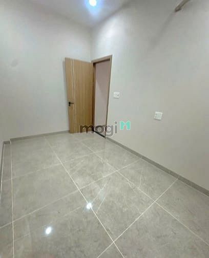 Hình ảnh Nhà 1 Trệt 2 Lầu 1 Tum Ngay Sau Chợ Long Trường, P. Long Trường