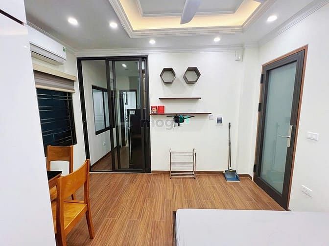 Hình ảnh Phòng đẹp full đồ bếp ngăn riêng phố Đình Thôn