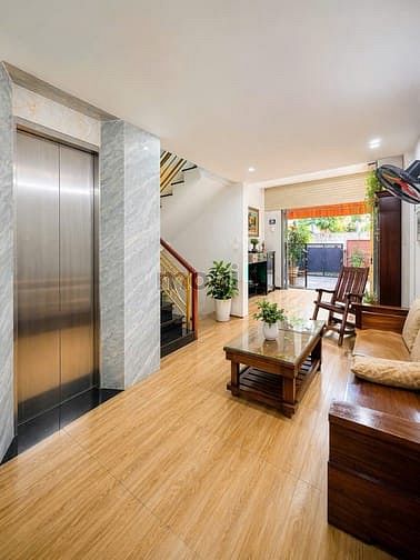 Hình ảnh Bán Nhà Đẹp Thang Máy Sịn 6 Tần 70m2 Liền Kề Bàu Cát