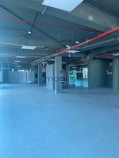 Hình ảnh Cho thuê mặt bằng lớn MT Lê Quang Định, P.7, 13 x 27m, 110tr, TL