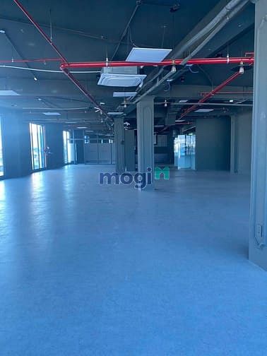 Hình ảnh Cho thuê mặt bằng lớn MT Lê Quang Định, P.7, 13 x 27m, 110tr, TL