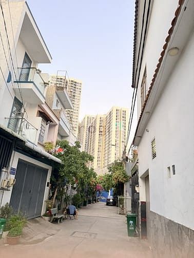 Hình ảnh Đất Nền 112m2 Đối Diện Vinhomes Quận 9 - Ngang 5m Cực Đẹp - Giá 5.X Tỷ