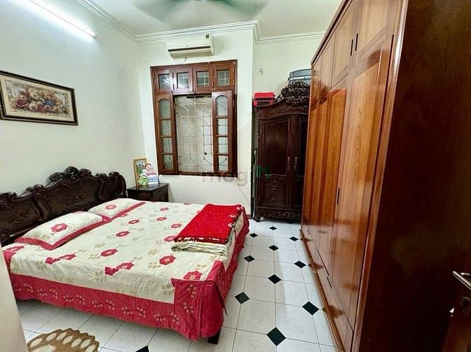 Hình ảnh Bán mặt phố Kim Mã | 47m2 x 4 tầng | MT 3.5m | Giá nhỉnh 30 tỷ