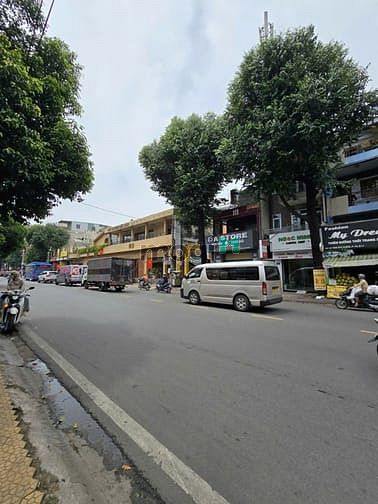 Hình ảnh Mặt tiền 4 Tầng - ÔNG ÍCH KHIÊM - Quận 11 - 3.6×12 - khu KD sầm uất