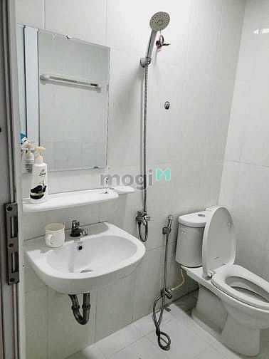Hình ảnh Căn 2p ngủ, C/c Nguyễn Ngọc Phương Giá 12tr/th ( bao phí QL)