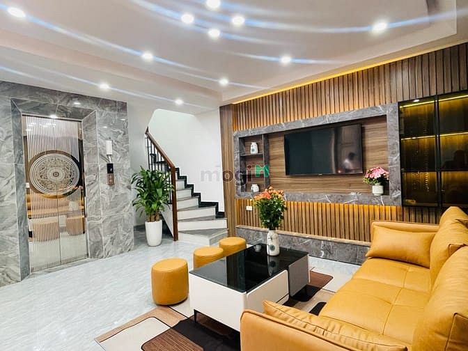 Hình ảnh Bán nhà Quận Tân Phú đường 10m, 72m2, 6 tầng thang máy, nhỉnh 11 tỷ TL