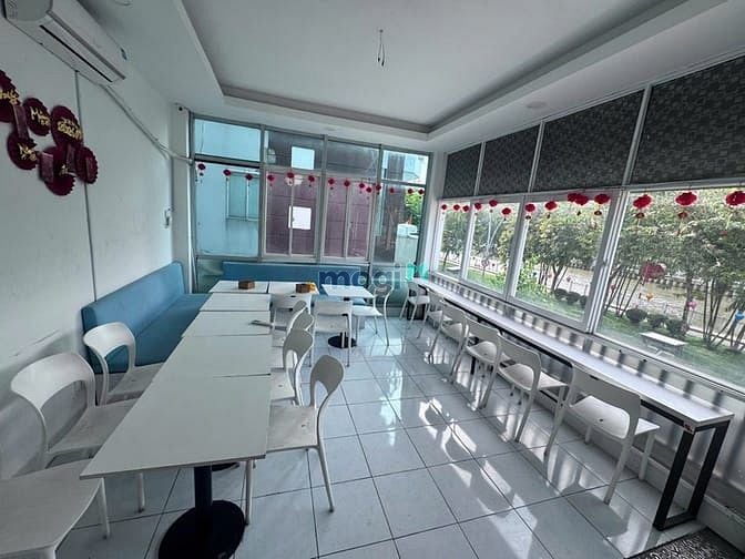 Hình ảnh NGANG 10m VỈA HÈ RỘNG - Cho thuê Nhà 195 Hoàng Sa - Giá 4x, THANG MÁY
