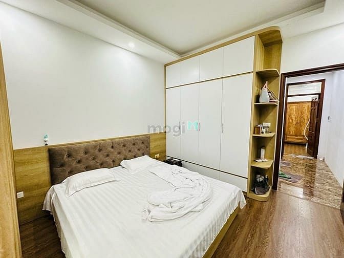 Hình ảnh Bán nhà phố Cổ Linh -Long Biên ,40m2x5 T,Ô tô Tránh .12,5 tỷ