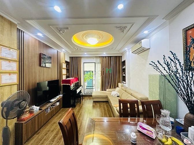 Hình ảnh Bán nhà phố Cổ Linh -Long Biên ,40m2x5 T,Ô tô Tránh .12,5 tỷ