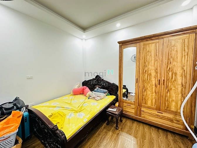 Hình ảnh Bán nhà phố Cổ Linh -Long Biên ,40m2x5 T,Ô tô Tránh .12,5 tỷ