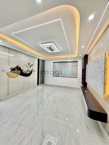 Hình ảnh Nhà thuê, 5 Tầng 5PN 6WC, Thang Máy, Đường Hương Lộ 2