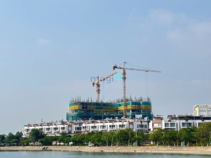 Hình ảnh Mb6623 nạp rút nhanh chóng cao cấp Hacom Tower mặt tiền đường 16 tháng 4 view trực diện bi