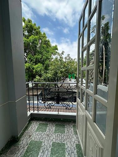 Hình ảnh Thảo Điền phòng ban công, đầy đủ nột thất