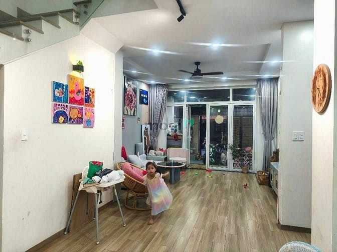 Hình ảnh Biệt thự xin sò - Bạch Đằng - tân Bình - 126m2 - 4 tầng
