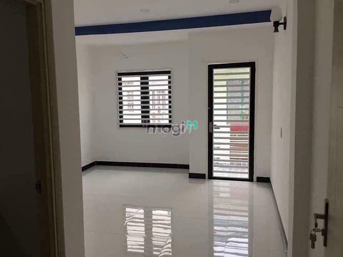 Hình ảnh Cần bán nhanh căn nhà 2pn, 2 toilet, 1 phòng thờ, giá 1, tỷ. Quận BT