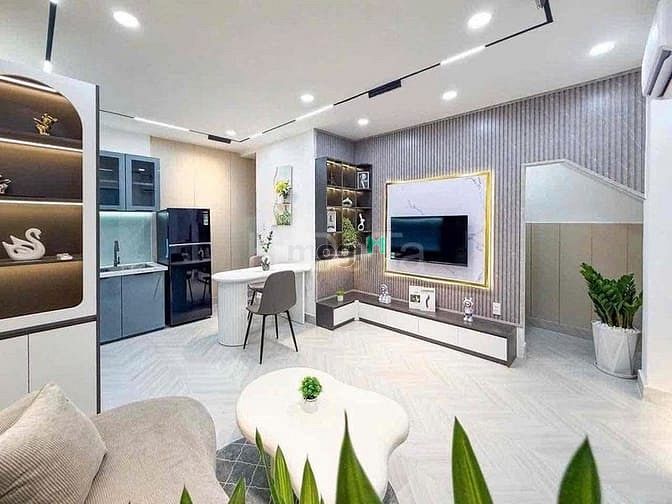 Hình ảnh Đẳng Cấp 5 Sao 62m2/ 2 tỷ 5 SHR,Dọn ở,Mới,Vay 80%. MT Phạm Văn Đồng