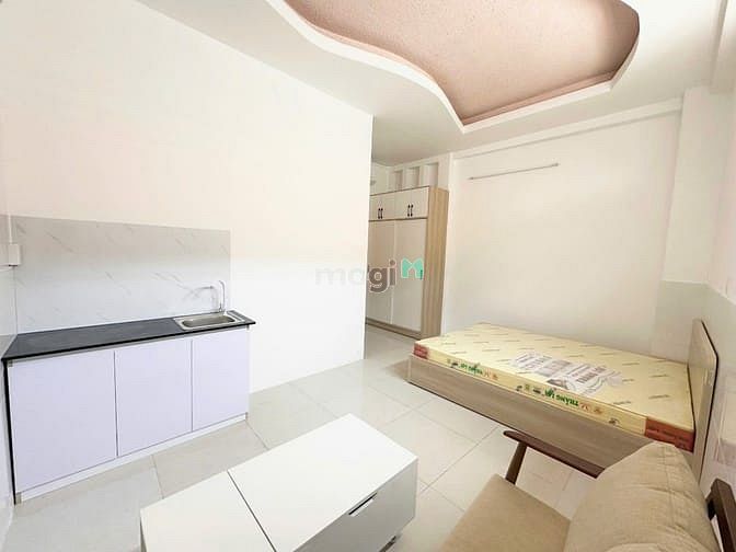Hình ảnh Phòng Thảo Điền đủ nội thất, wc riêng