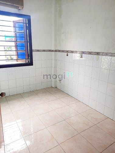 Hình ảnh Cho Thuê Phòng Q3.thoáng mát. Nội thất.Cửa sổ lớn 2tr500
