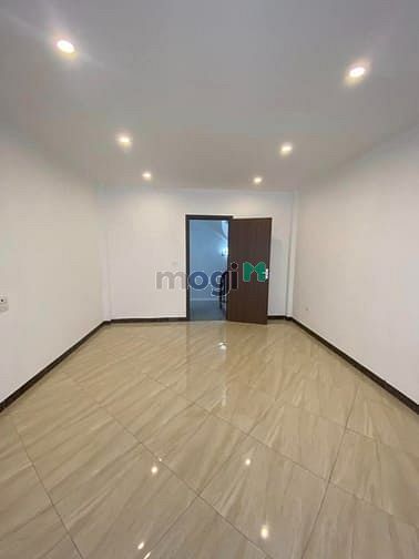 Hình ảnh GẤP nhà đẹp ngõ Văn Chương 1, giá 25 tỷ, DT 52m2x8T, ở luôn