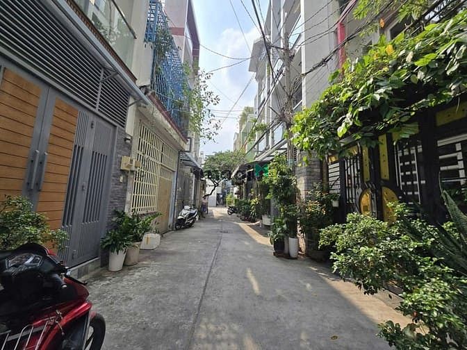 Hình ảnh Bán gấp nhà hẻm Trường Chinh - Phường 13 - quận Tân Bình.