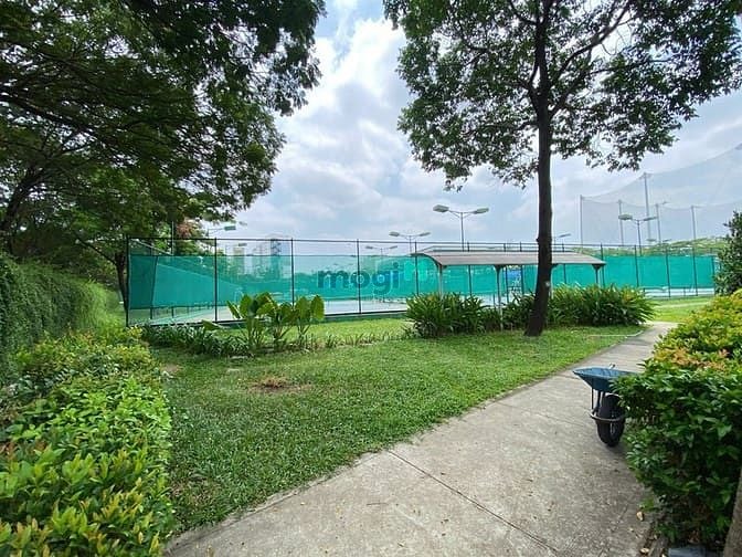 Hình ảnh Cho thuê mặt bằng 1300m2 kinh doanh cafe tại Celadon City