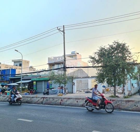 Hình ảnh Bán nhà NHÀ BÈ GIÁ TỐT – CHÍNH CHỦ – Vị trí đẹp – Sổ hồng riêng