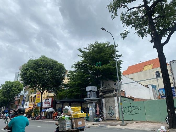 Hình ảnh Cho thuê MT Võ Thị Sáu ngang 12.6m, sàn trống suốt, DTSD ~ 450m2