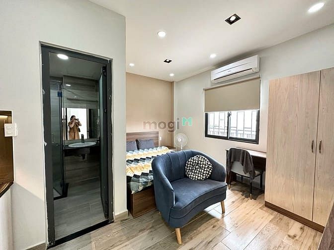 Hình ảnh Gần ngã tư Hàng Xanh - Studio thoáng mát