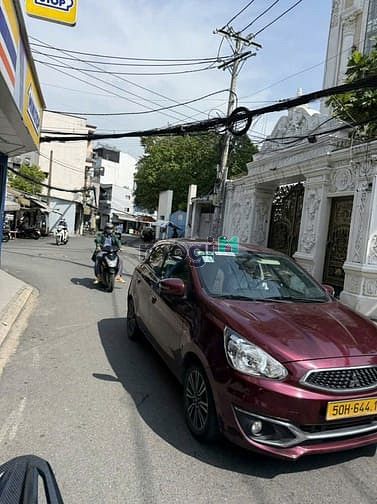 Hình ảnh Bán nhà hẻm 6m - Lạc Long Quân - Tân Bình - 4 tầng - 75m2