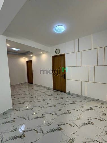 Hình ảnh Căn góc 2 mặt thoáng, đang sửa mới 100%, ngay trung tâm Bình Thạnh.