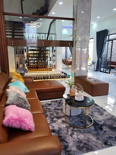 Hình ảnh CHO THUÊ Biệt thự mới gần bên Công viên, Đường Đặng Thùy Trâm