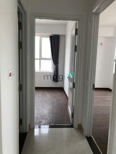 Hình ảnh Giá 10tr5, C/c Bàu Cát, Hồng Lạc, TB: 2p ngủ, NTCB, 75m2, Căn góc.