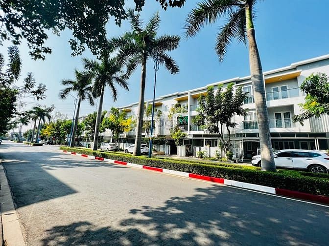Hình ảnh Căn Góc Mega Village Khang Điền 145m2 - Full Nội Thất Mới Đẹp - BV 24/