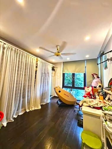 Hình ảnh HÀNG VIP - Biệt thự sân vườn 2 lầu Đường nhựa 8m khu Kiều Đàm, Quận 7